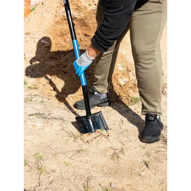 GEKO Puntige graafschop - Staal - D-handvat - 114 cm - Zwart