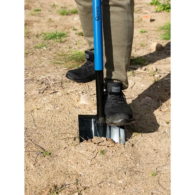 GEKO Puntige graafschop - Staal - D-handvat - 114 cm - Zwart