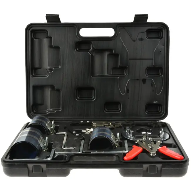 GEKO Zuigerveercompressor set - met ratelsleutel - veelzijdige maten - inclusief opbergkoffer