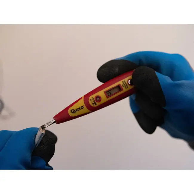 GEKO 7-delige geïsoleerde schroevendraaierset - 1000V - VDE-gecertificeerd - Inclusief spanningstester