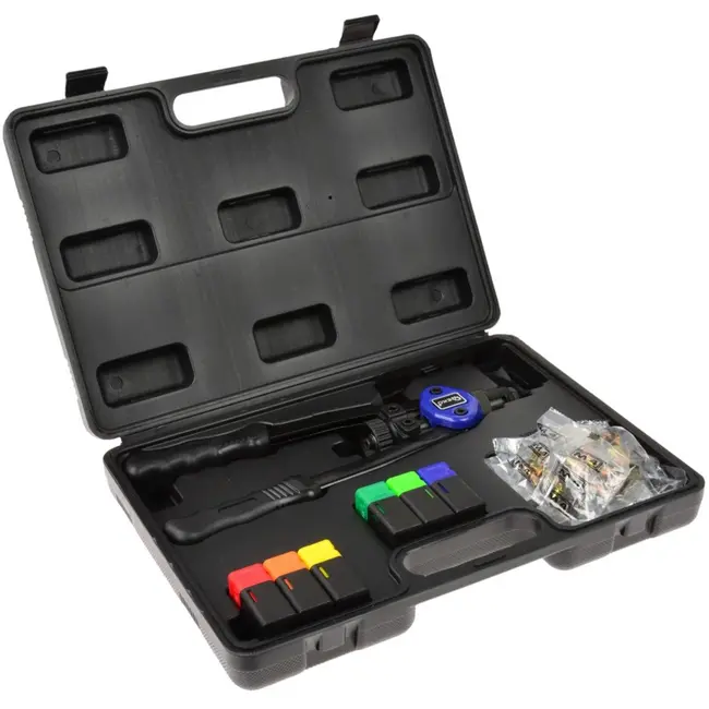 GEKO Riveter set - 6 maten - Chroom-molybdeen staal - 330mm - Inclusief moeren en koffer