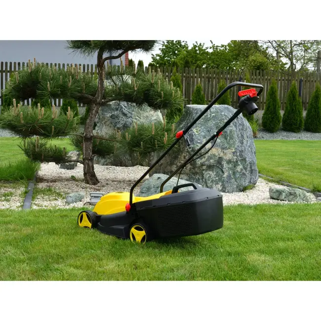 GEKO Elektrische grasmaaier - 32 cm - 1300W - 2 hoogtestanden - 30L opvangbak