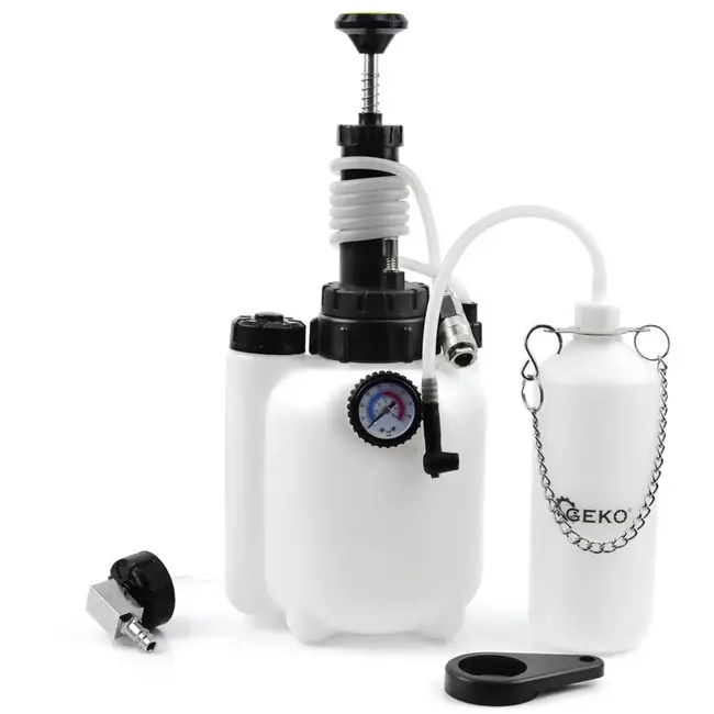 GEKO Remvloeistof vervangset - drukwisselsysteem - 2,5L en 1L tanks - geschikt voor ABS/ESP - universele adapter 42mm