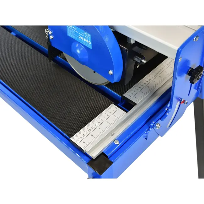 GEKO Tegelsnijder - Inductiemotor 800W - Nat en Droog Snijden - 920 mm - 200 mm Diamantzaagblad