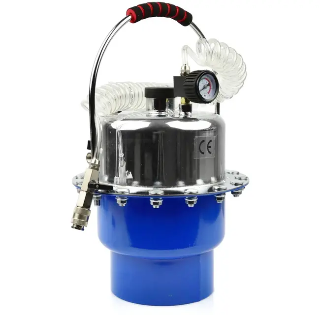 GEKO Remgereedschap - Eenvoudig Onderhoud - Inclusief Adapterset - 10L Tank - 5,4m Slang