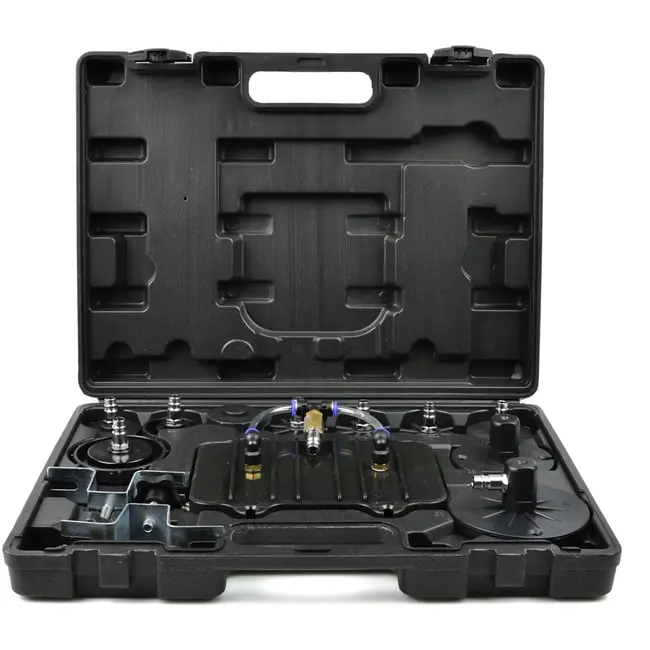 GEKO Remgereedschap - Eenvoudig Onderhoud - Inclusief Adapterset - 10L Tank - 5,4m Slang