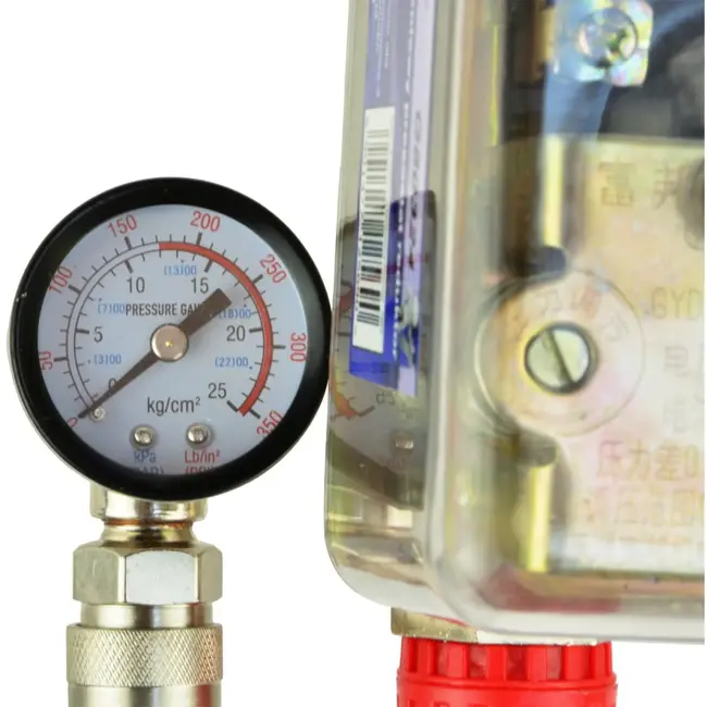 GEKO Drukschakelaar met reducer - 2 manometers - 400V - Automatische uitschakeling - Veiligheidsklep