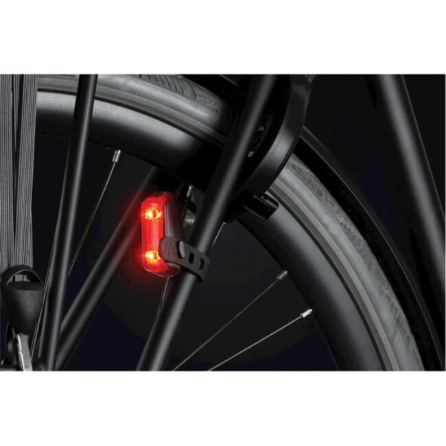 AXA USB-oplaadbaar LED-achterlicht - 1 lux - 300 meter zichtbaarheid - Eenvoudige montage - Waarschuwingsindicator batterij