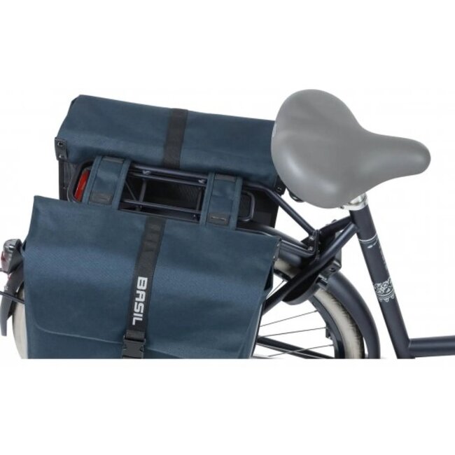 Basil Dubbele fietstas - Waterafstotend - Reflecterend - 35L - Blauw/Zwart