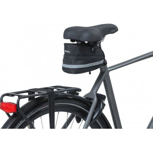 Basil Zadeltas - Compact - Reflecterend - Verstelbare Inhoud - Zwart