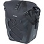 Basil Waterdichte enkele fietstas - 25-31L - Zwart - Reflectie - Rolsluiting - Schouderriem