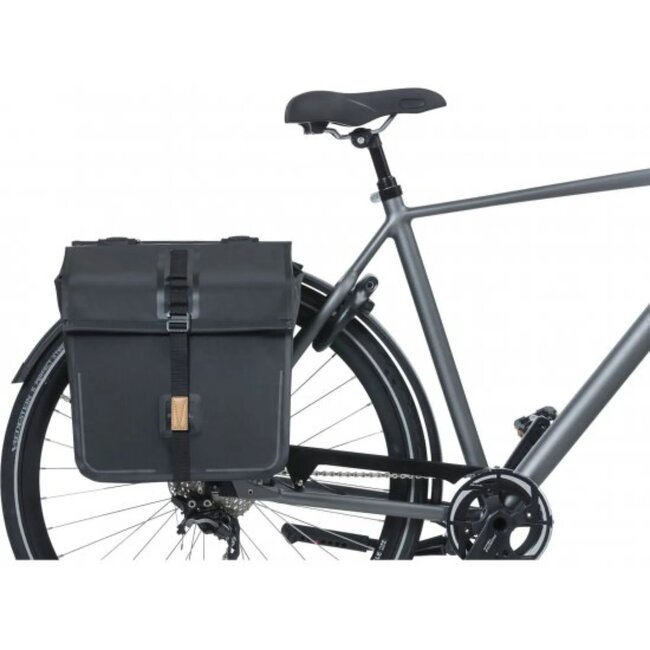 Basil Dubbele fietstas - Waterdicht - Reflecterend - 50L - Zwart