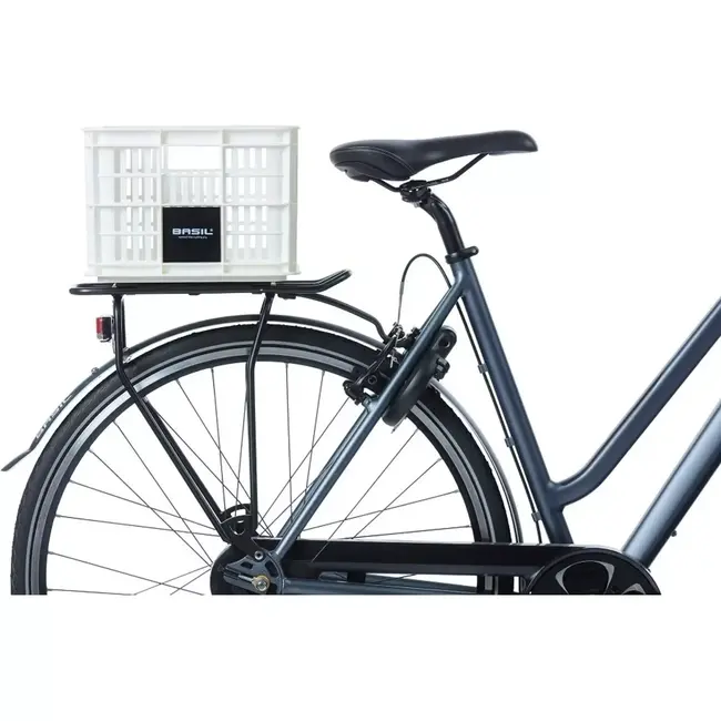 Basil Fietskrat S - Gerecycled Kunststof - Multifunctionele Bodem - 17,5L - Wit