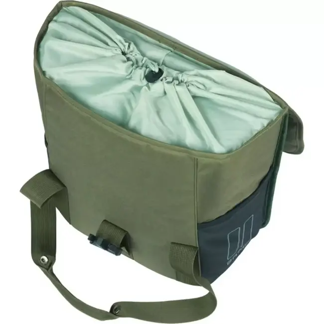 Basil Enkele fietstas - waterdicht - laptopvak - reflecterend - 16L - groen