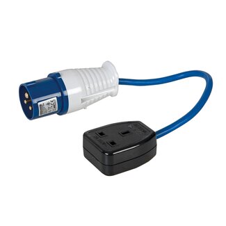 Powermaster industriele adapterkabel - rubber - 20 cm - 16 A CEE naar 13 A contactdoos - zwart - voor caravan, camping en generator