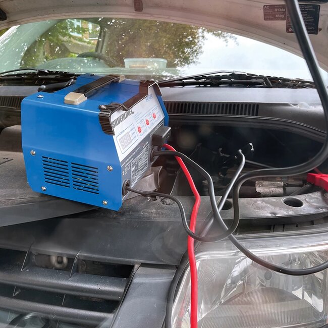 Silverline Accustarter en acculader - metaal - automatische 3-staps lader, startfunctie - 6/12 V, 12 A - auto-onderhoud