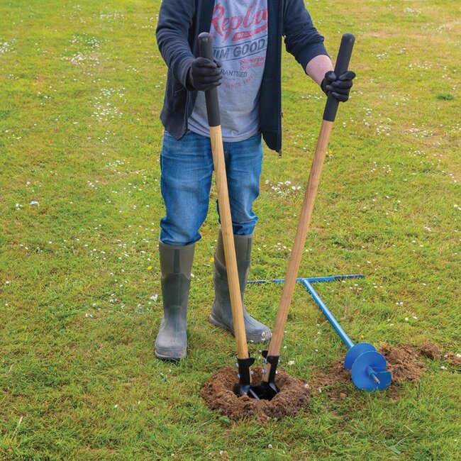 Silverline Paalgatenschop gehard staal, hardhouten schacht 1200 mm, bladdiepte 220 mm, voor smalle paalgaten 15 mm