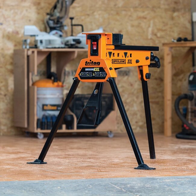 Triton Klemtafel - staal met poedercoating - voetbediend, 1000 kg klemkracht, bereik 100 cm - zwart - voor grote werkstukken