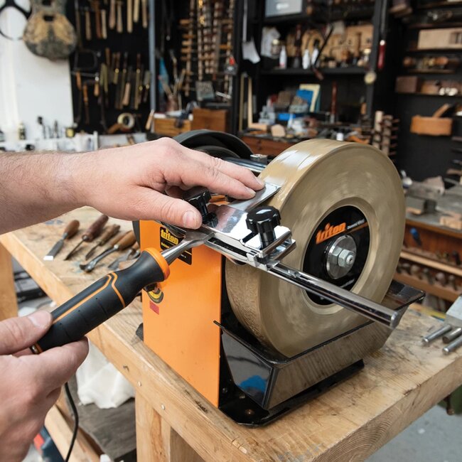 Triton Natte tafelslijpmachine - 25 cm korrel 220 - leren polijstwiel - slijpen en polijsten - voor messen en beitels