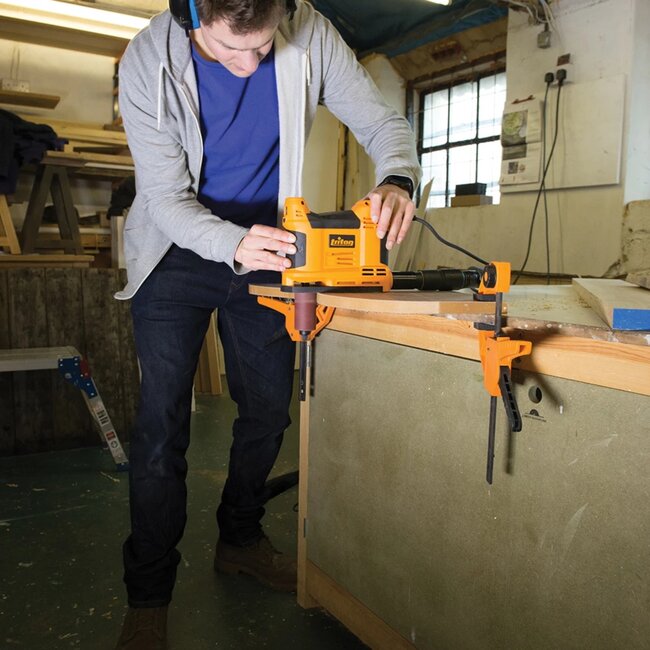 Triton oscillerende spilschuurmachine draagbaar - metaal/kunststof - 13–38 mm - variabele snelheid - zwart - hout randen