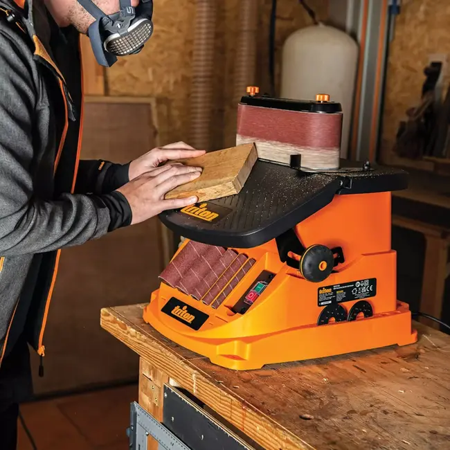 Triton Oscillerende cilinder- en bandschuurmachine - 100 x 610 mm - gietaluminium tafel 0-45 - houtbewerking