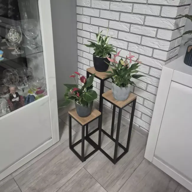 Ruhhy plantenstandaard 67 cm – moderne loft bloemenstandaard met 3 plateaus