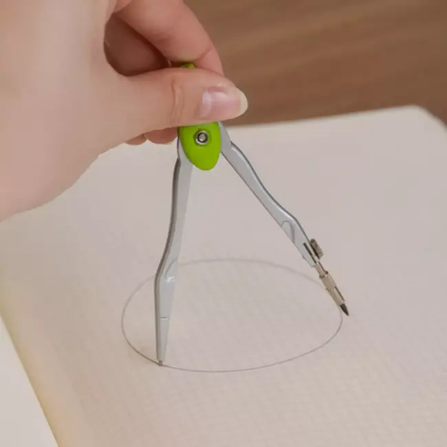 Maaleo geometrische set 10‑delig – compleet en compact – inclusief cirkel- en liniaalgereedschap