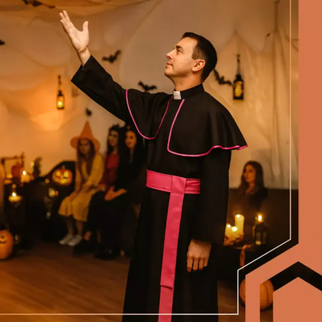 Ruhhy bisschopskostuum XL/XXL – compleet 3‑delig – zwarte soutane met paarse sash