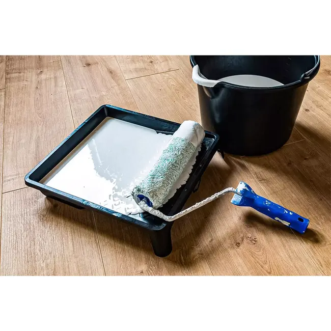 GEKO Bouwemmer met schenktuit - gerecyclede kunststof - verstevigde rand en bodem - 12 liter - zwart - literschaal binnenin - voor bouw en tuin