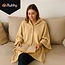 Ruhhy Verwarmde fleece deken beige met USB aansluiting knopen en draagfunctie als omslagdoek of plaid
