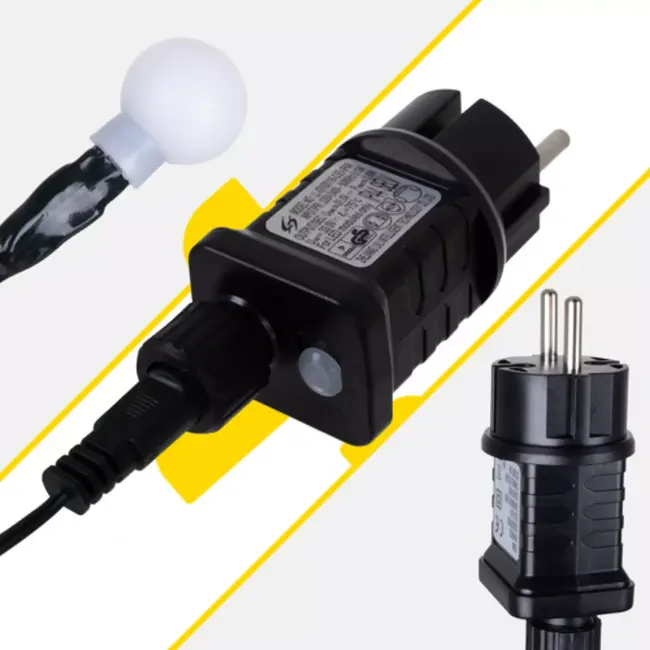 Izoxis kerstverlichting 300 LED – 30 m warm wit, IP44 buitenverlichting met 8 modi en flitseffect voor kerstdecoratie