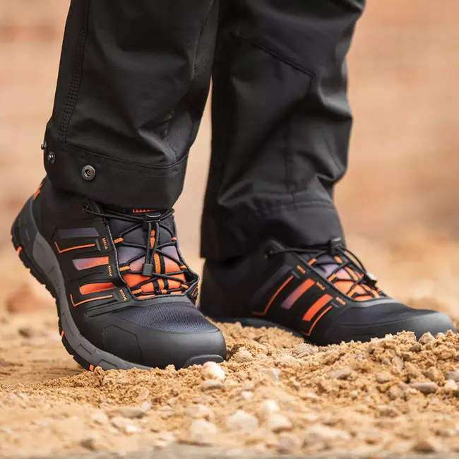 Scruffs Veiligheidsschoen - hittebestendige rubberzool - antislip, S3, ESD - maat 46 - zwart/oranje - bouw en industrie
