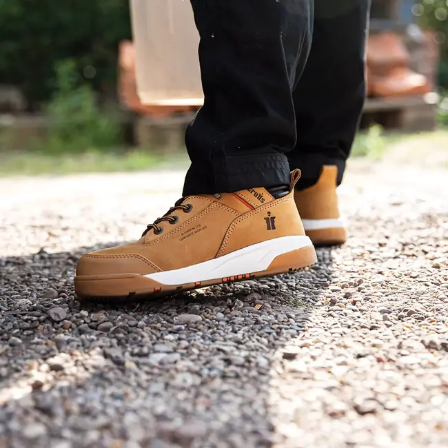 Scruffs veiligheidslaars dames S3 SRC - nubuckleer - waterafstotend, aluminium neus - maat 41 - lichtbruin - bouw en logistiek