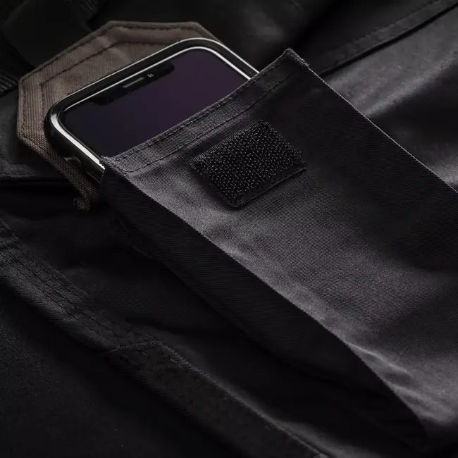 Scruffs werkbroek stretch met holster- en kniezakken - maat 52 K - polyester-katoen 250 g/m2 - zwart - voor bouw en onderhoud