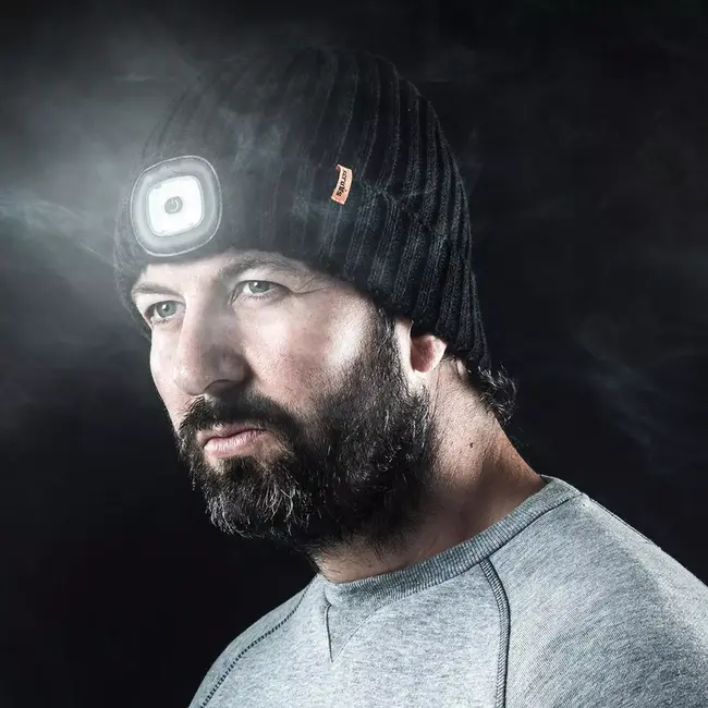 Scruffs Gebreide werkmuts - textiel - ledlamp met 3 standen, usb-oplaadbaar, verwijderbaar - een maat - zwart - voor buitenwerk