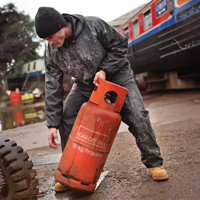 Scruffs regenpak 2-delig - polyester/PVC - waterdicht met capuchon en getapete naden - maat XL - zwart - werk en bouw