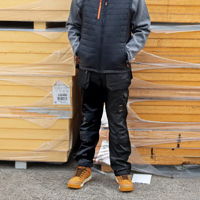 Scruffs Werkbroek maat 40 L - polyester/katoen - holster- en cargozakken, kniezakken - zwart - voor bouw en installatie