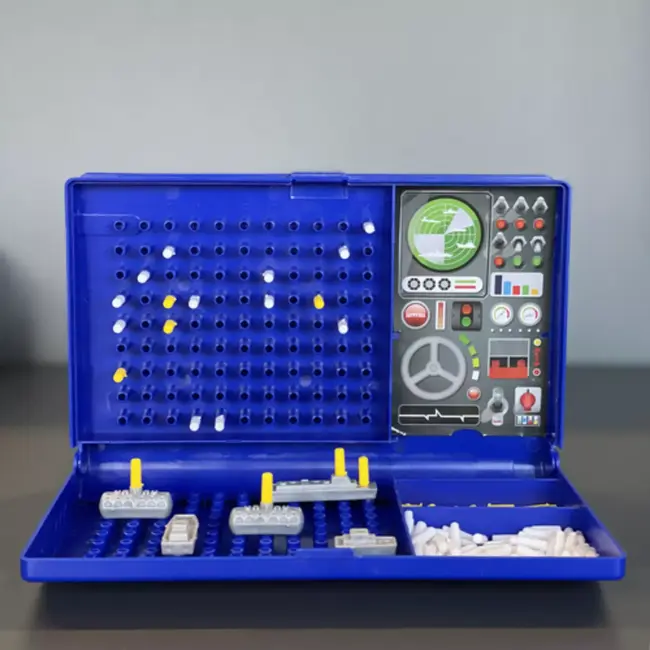 Ruhhy Strategisch zeeslagspel in koffervorm – opvouwbaar gezelschapsspel dat concentratie en logisch denken stimuleert