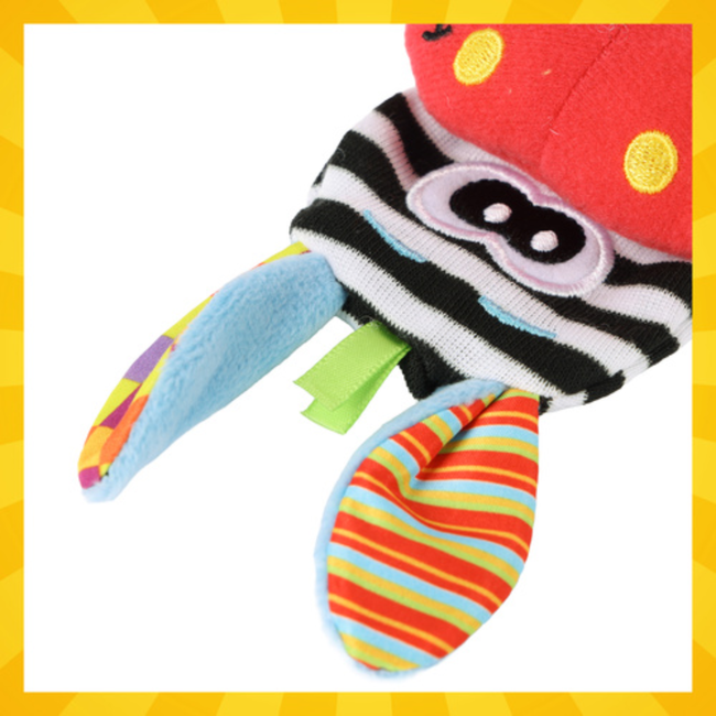 Kruzzel Vrolijke rammelaarset met sokken en polsbandjes voor ontwikkeling en plezier bij jonge baby’s