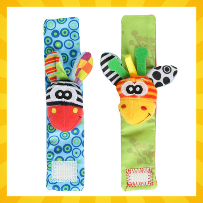 Kruzzel Vrolijke rammelaarset met sokken en polsbandjes voor ontwikkeling en plezier bij jonge baby’s