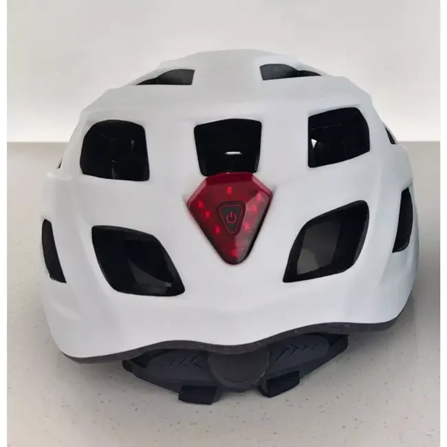 Benson Fietshelm volwassenen met verlichting wit L - maat L - 58-62 cm - wit mat - kunststof - met ventilatiegaten - verstelbaar - 62 cm - LED