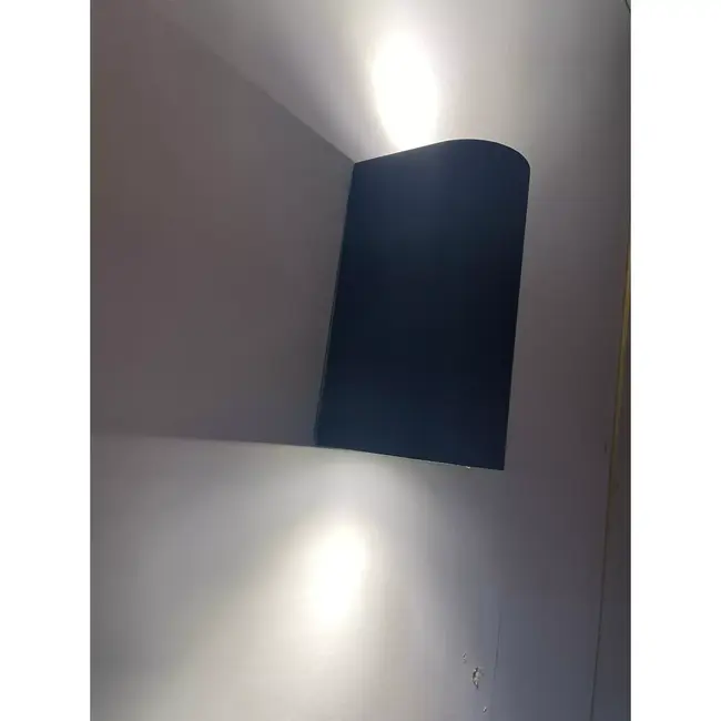 Hofftech Ronde hoge up-down wandlamp met 2 GU10-fittingen en IP65
