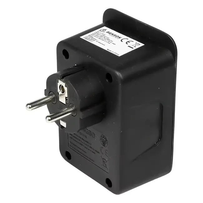 Benson Stopcontactadapter met 4 USB-poorten en randaarde – Zwart