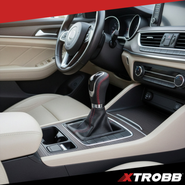 Xtrobb Universele versnellingspookknop met geperforeerd PU eco-leer, rood stiksel en chrome details