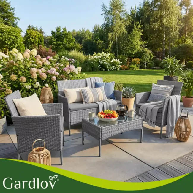 Gardlov Donkergrijze rattan tuinmeubelset met tweezitsbank, 2 stoelen en tafel met glazen blad