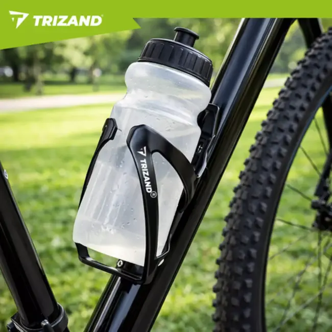 Trizand Zwarte fiets bidonhouder kunststof universeel met 65 mm montage geschikt voor bidons 500 ml tot 1000 ml