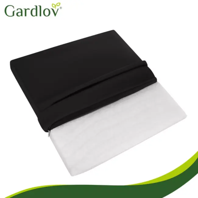 Gardlov Bruine loungeset voor tuin, balkon of terras met glazen tafelblad en comfortabele zwarte zitkussens