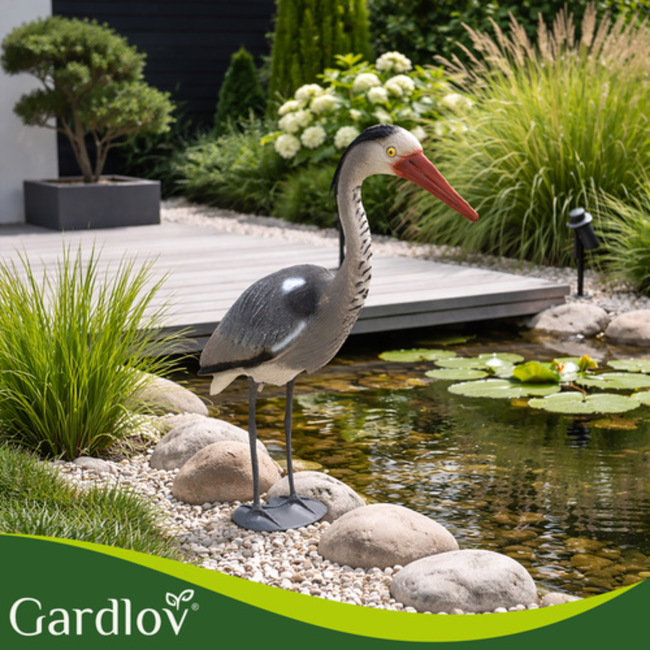 Gardlov Grijze reiger tuindecoratie 66 cm op prikker van PE voor vijver, border en bloembed in de tuin