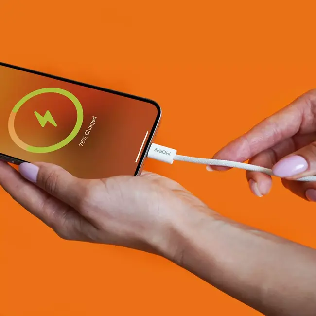 MORRE Witte USB-C naar USB-C kabel 1 m voor opladen en synchroniseren met 60 W snelladen en 480 Mbit/s overdracht