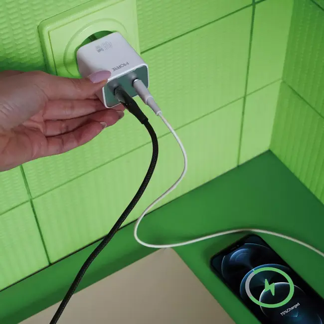 MORRE Witte dubbele USB-C oplader 45 W GaN snellader voor thuis en kantoor